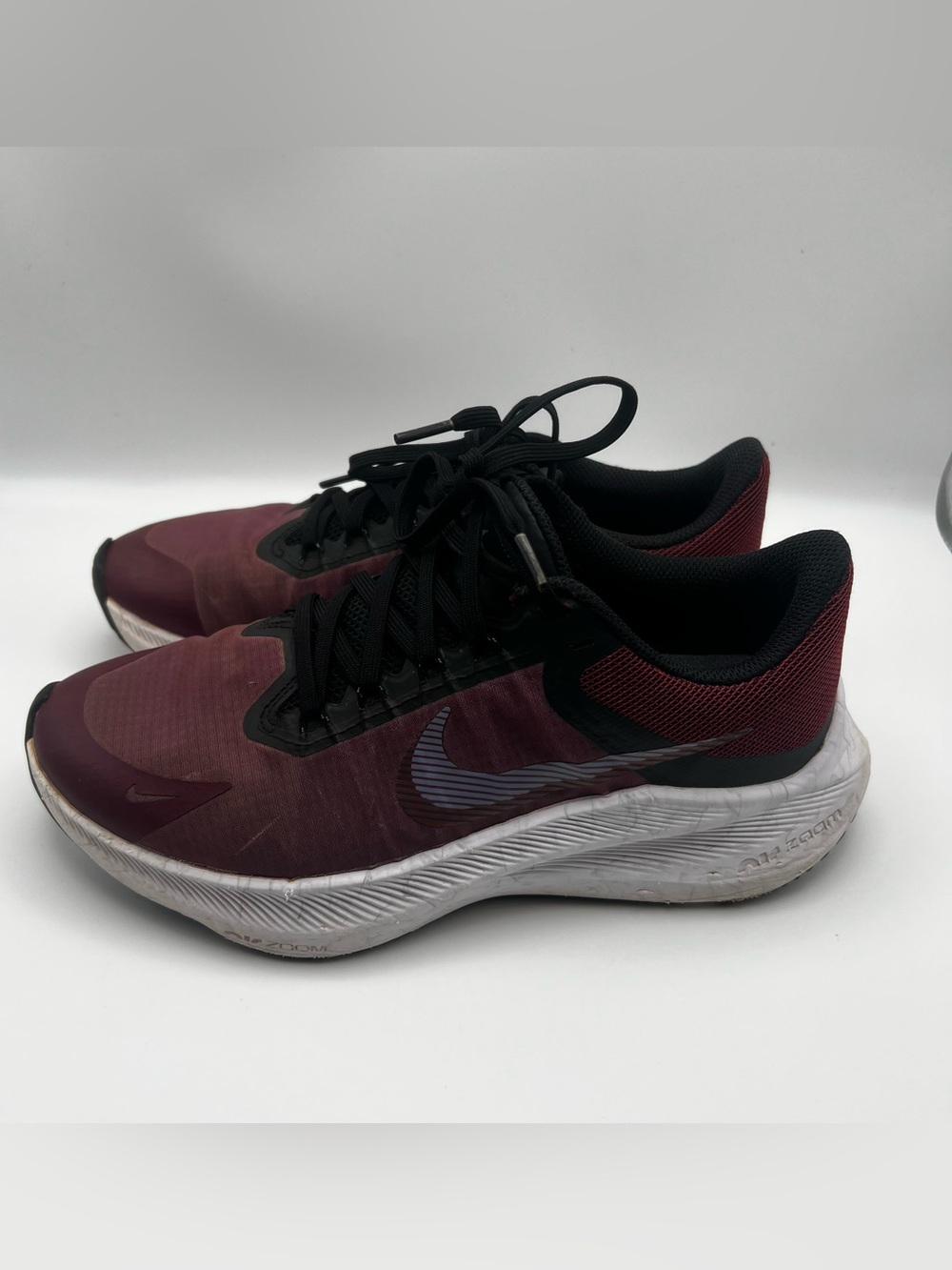 Nike Burgundy and Black Men's Trainer Sneakers